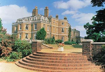 Briggens House Hotel London Ngoại thất bức ảnh